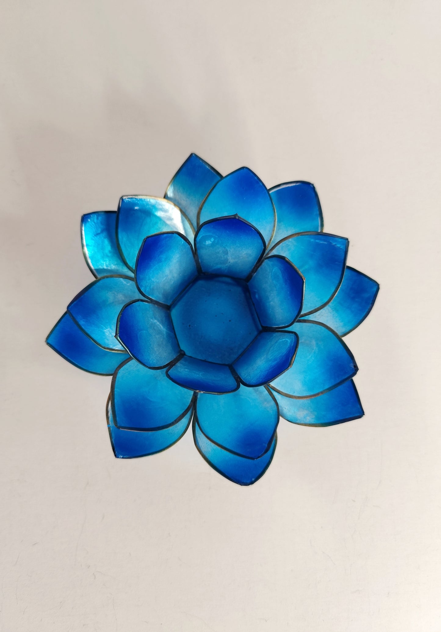 Portavelas Flor de Loto Amarillo | Con Detalles en Plata