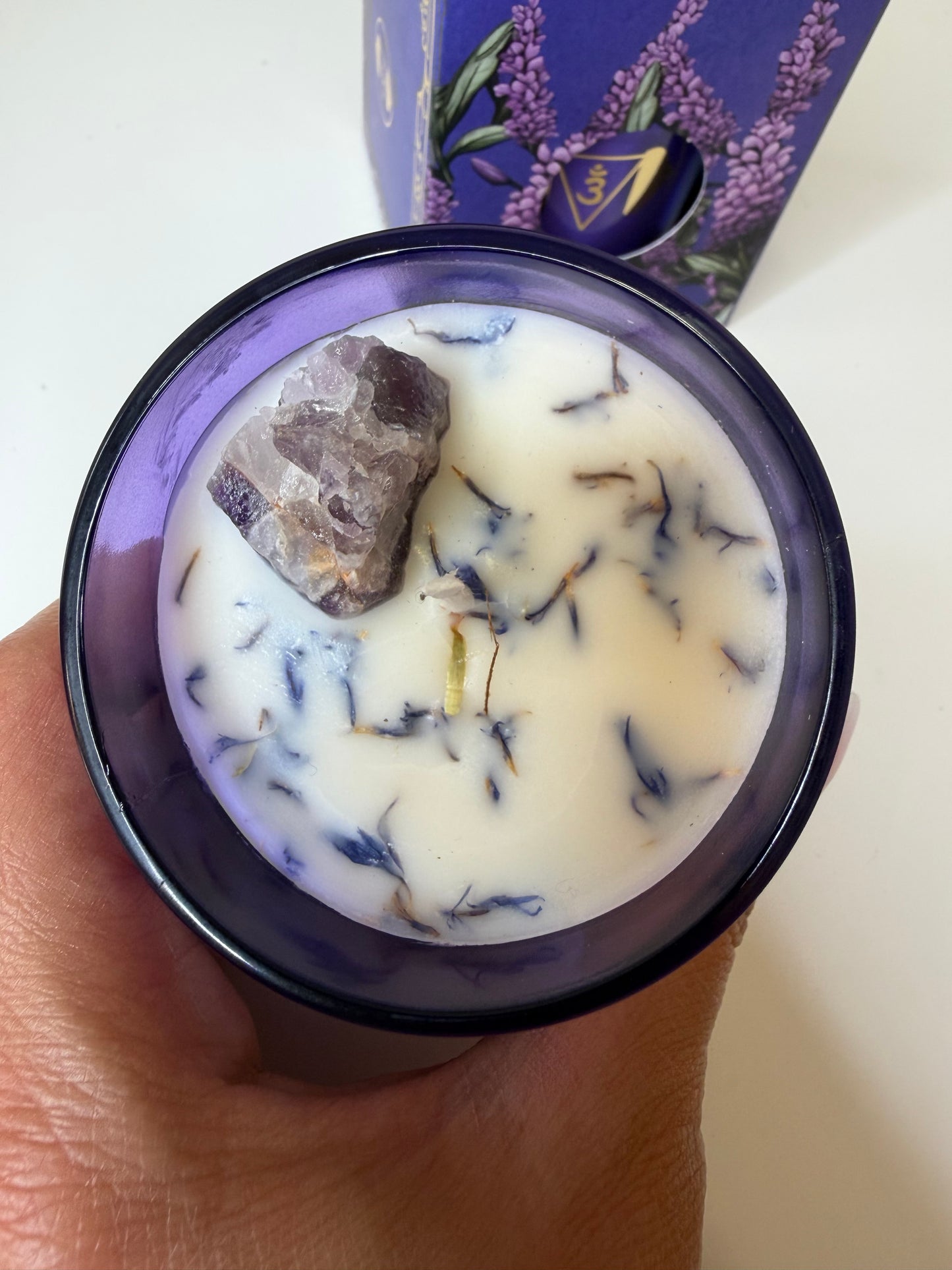 Vela de Soja Perfumada con Lavanda| Chakra 6 (3er Ojo)