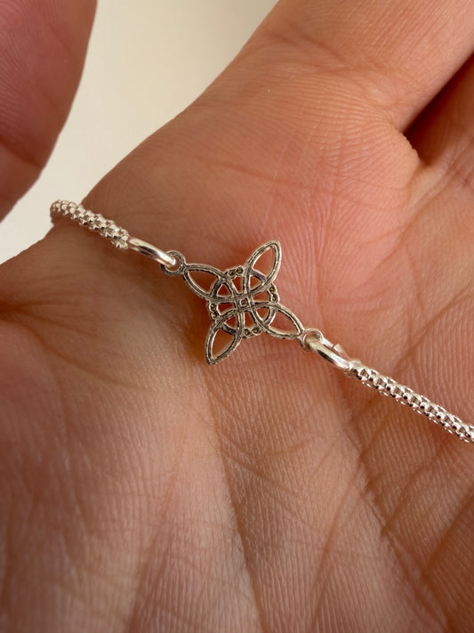 Pulsera Nudo de Bruja | Plata de Ley 925