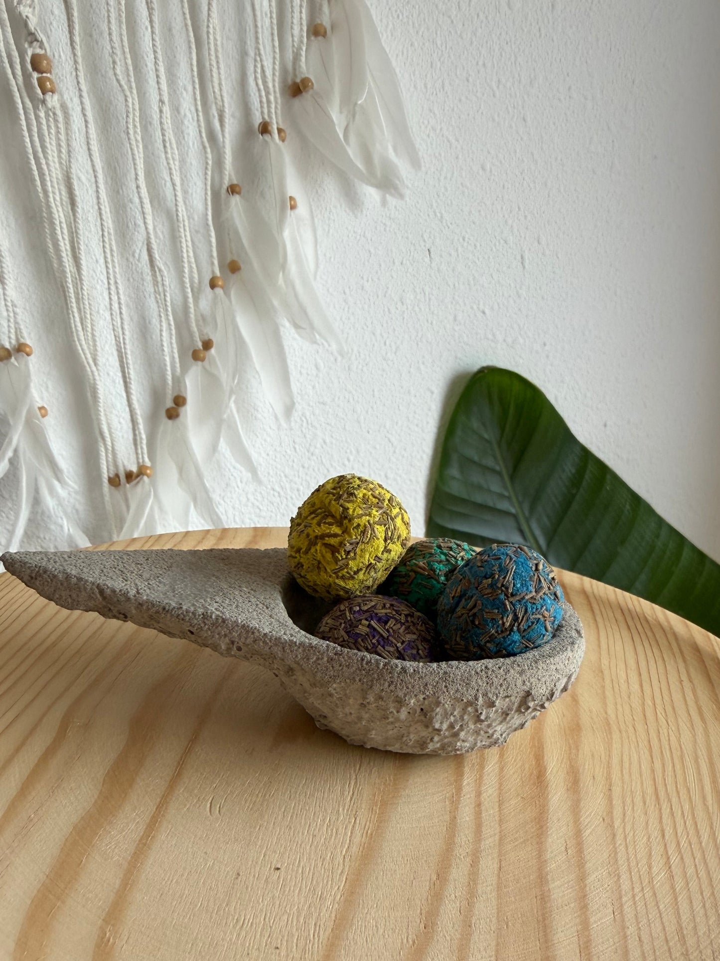 Quemador - Sahumador de cemento Sagrada Madre