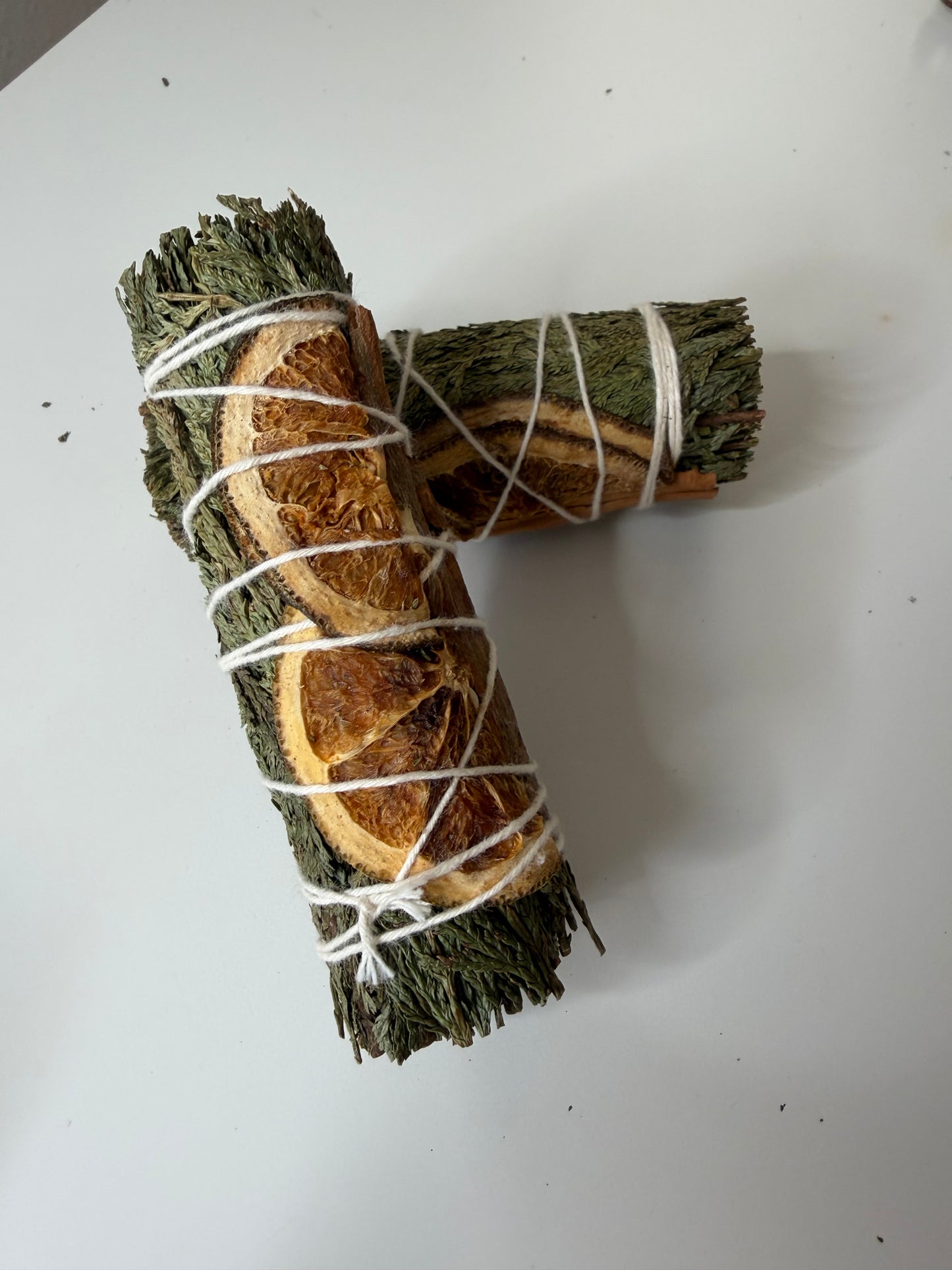Atado de Cedro con Naranja y Canela
