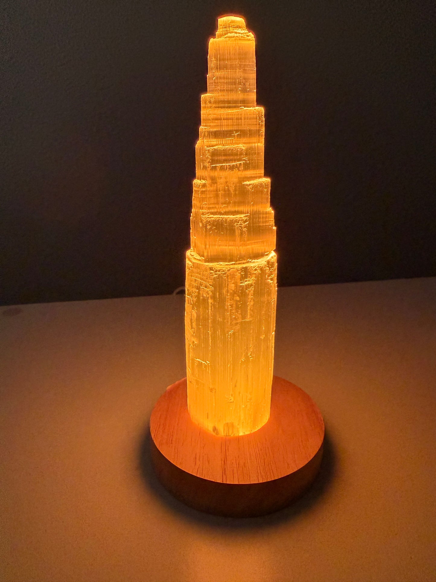 Lámpara Selenita | Base de Colores