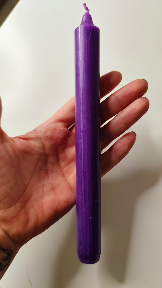 Vela morada | Metas y conexión espiritual
