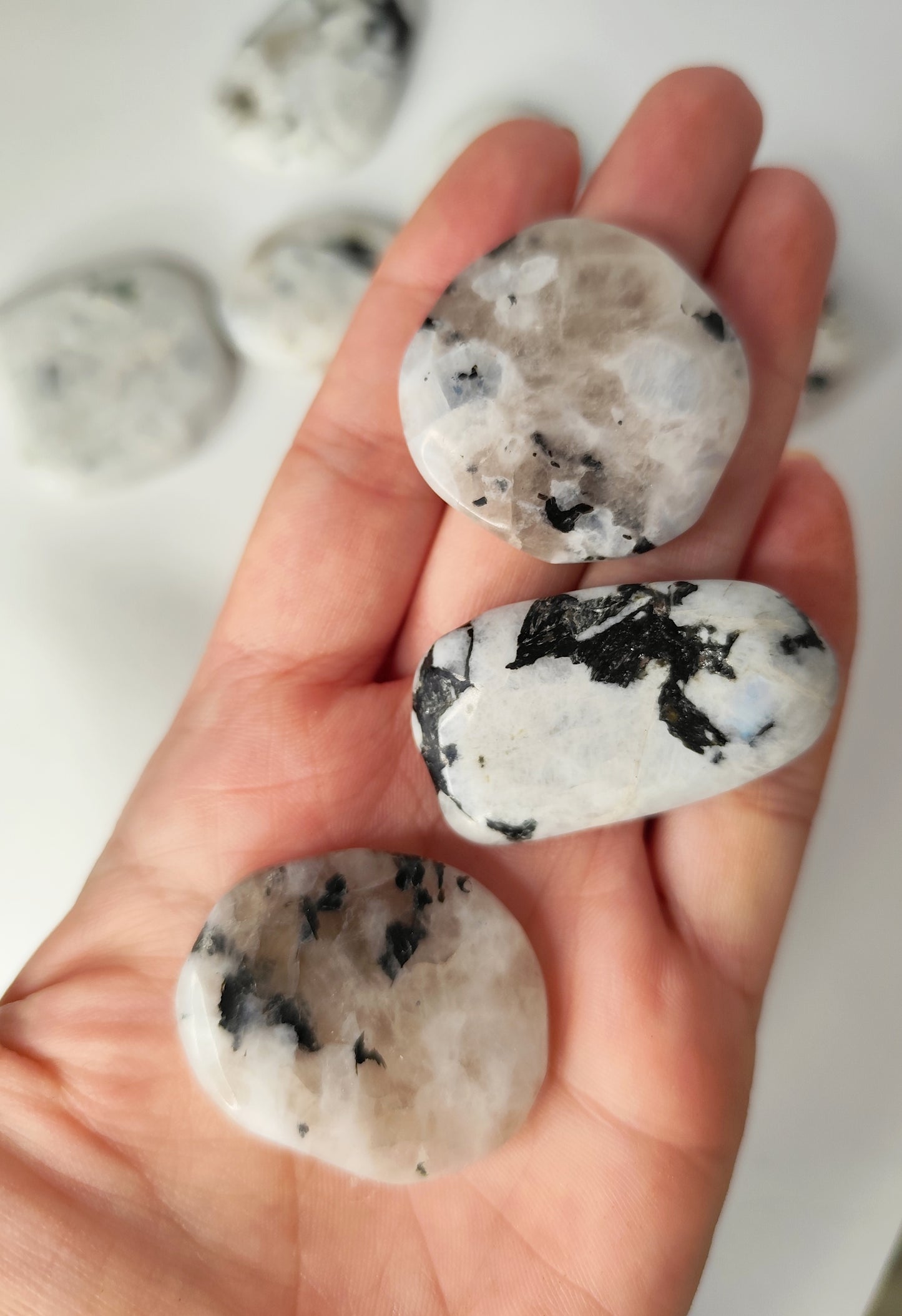 Rodado Plano Piedra Luna | Intuición y Feminidad