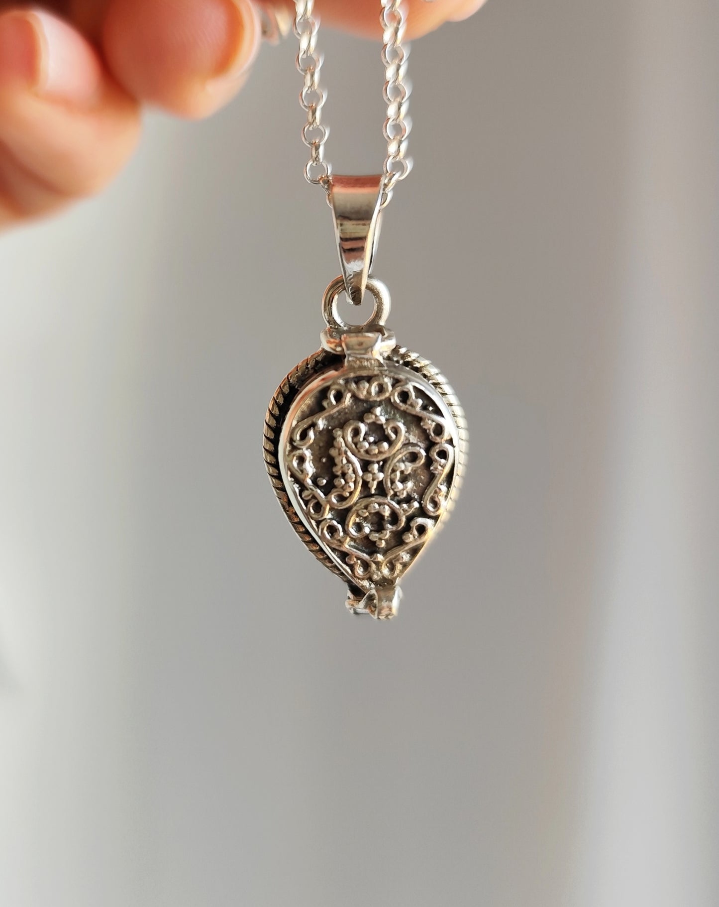 Colgante Cofre de los Deseos